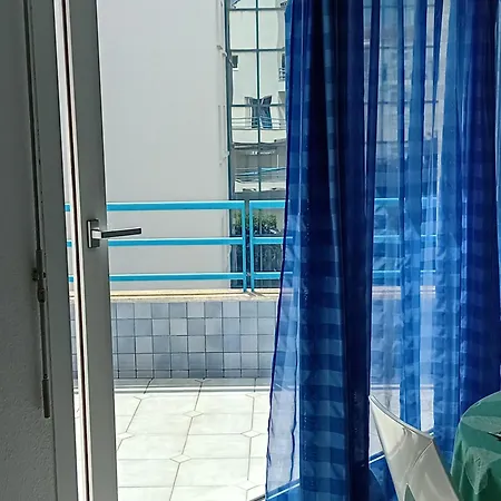 Apartment A2pasdumarche *